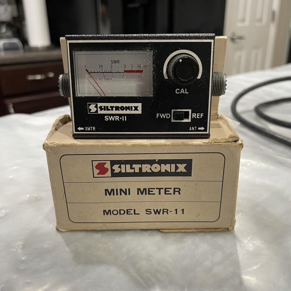 BRAND NEW OLD STOCK OPEN BOX Vintage Siltronix Mini Meter Model SWR-11