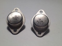 Two (2) MLM309K Motorola Voltage Regulators 5V 1.5A – New Old Stock!
