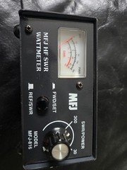 MFJ 860 HF SWR and Wattmeter