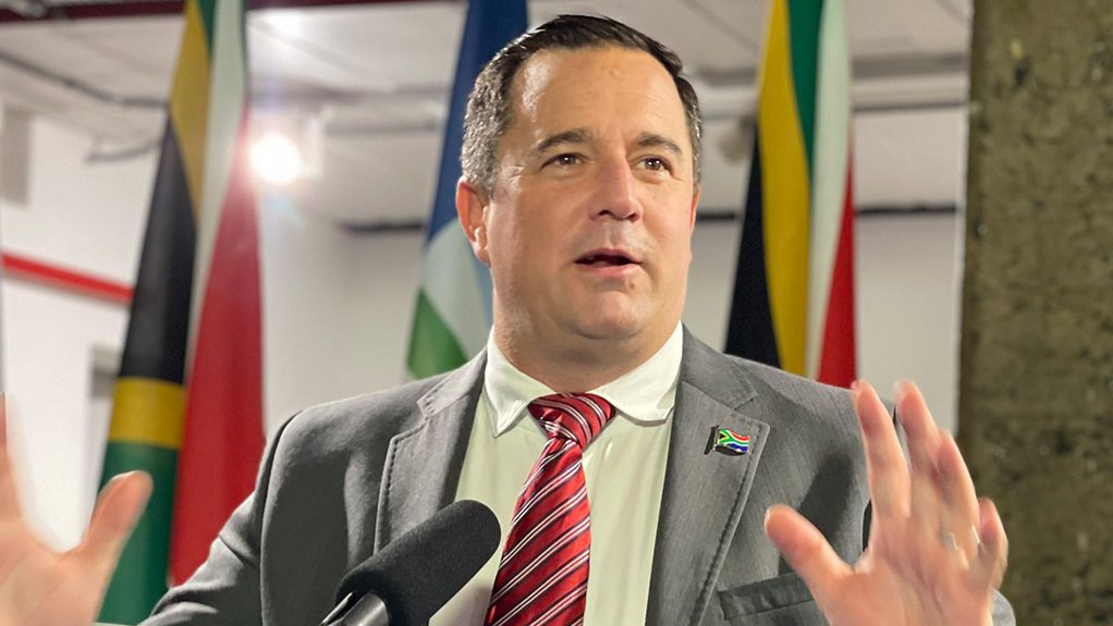 Steenhuisen could step down as DA leader – reports