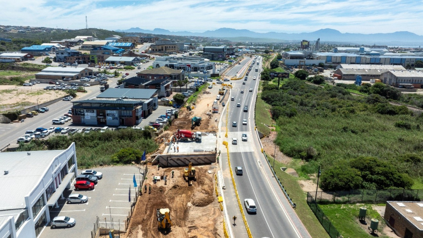 Progress update on Louis Fourie Road, Mossel Bay